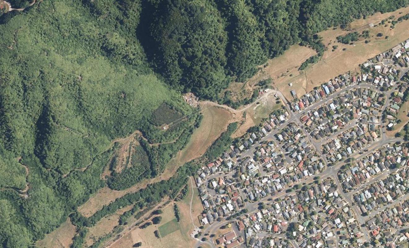 20 Colorado Road, Totara Park, Upper Hutt - Carousel 1