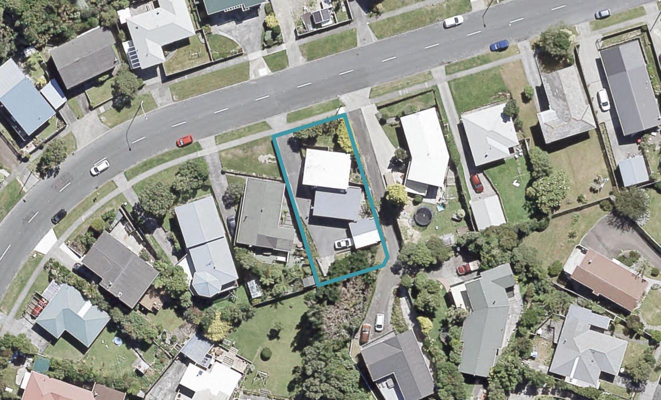 2/226 Dowse DR, Maungaraki, Lower Hutt - Carousel 1