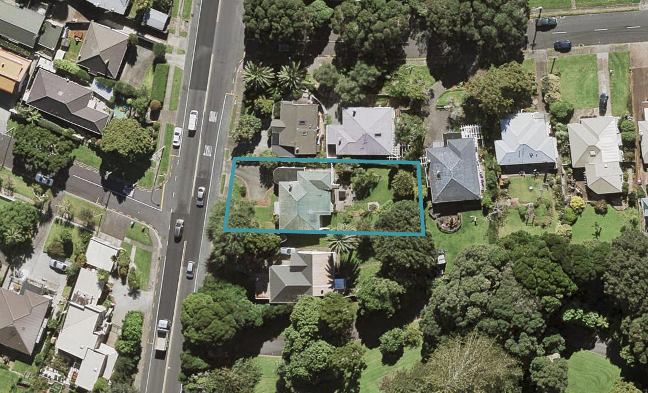 46 Hillsborough Road, Hillsborough, Auckland - Carousel 1