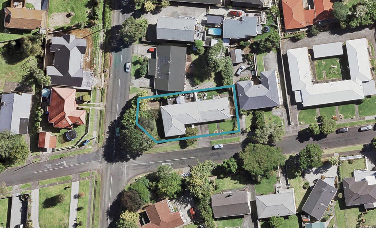 Property Valuation for 1 Laurelwood Avenue, Pukekohe, Pukekohe | Trade ...