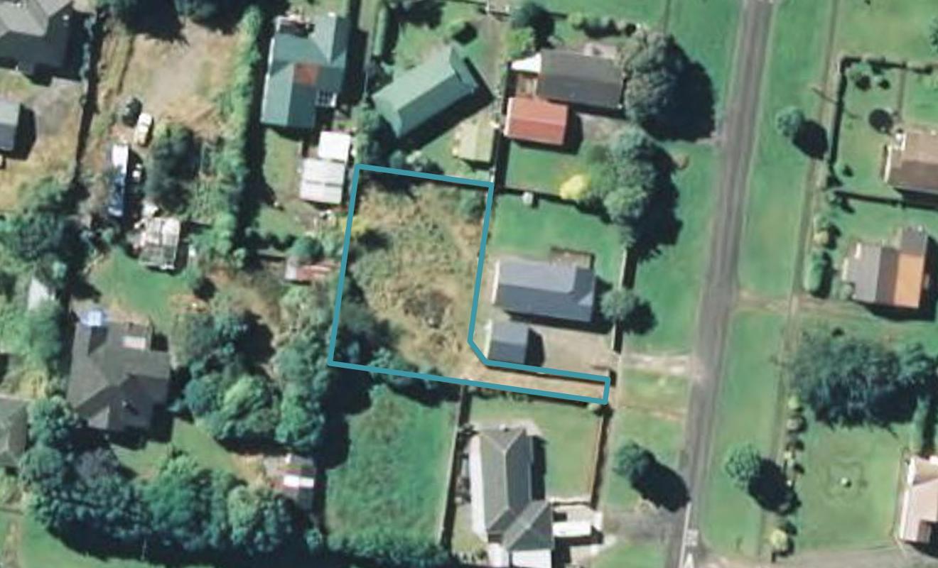 77 Tauhuri Street, Manaia - Carousel 1