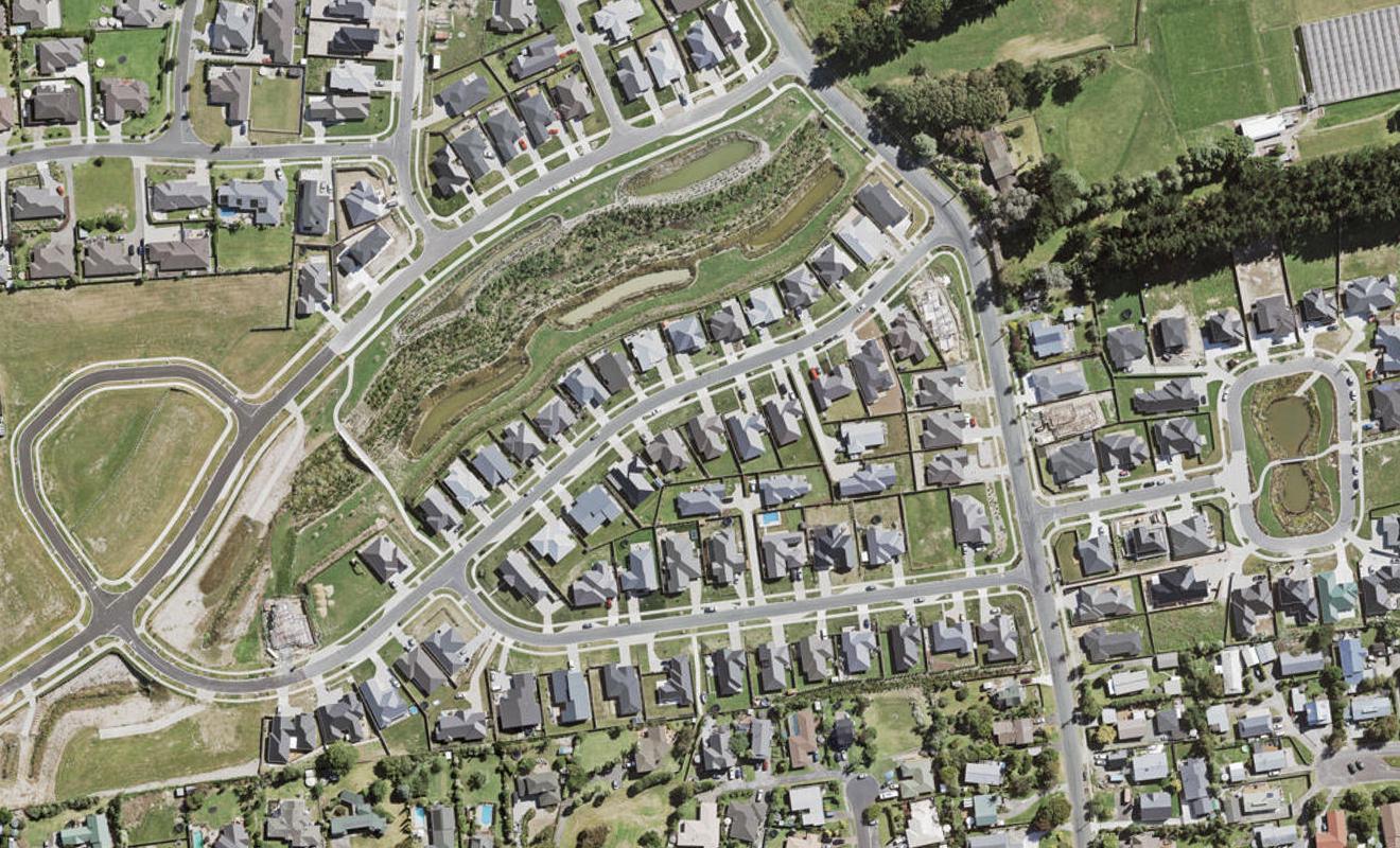 17 Ara Kakara Avenue, Huapai, Kumeu - Carousel 1