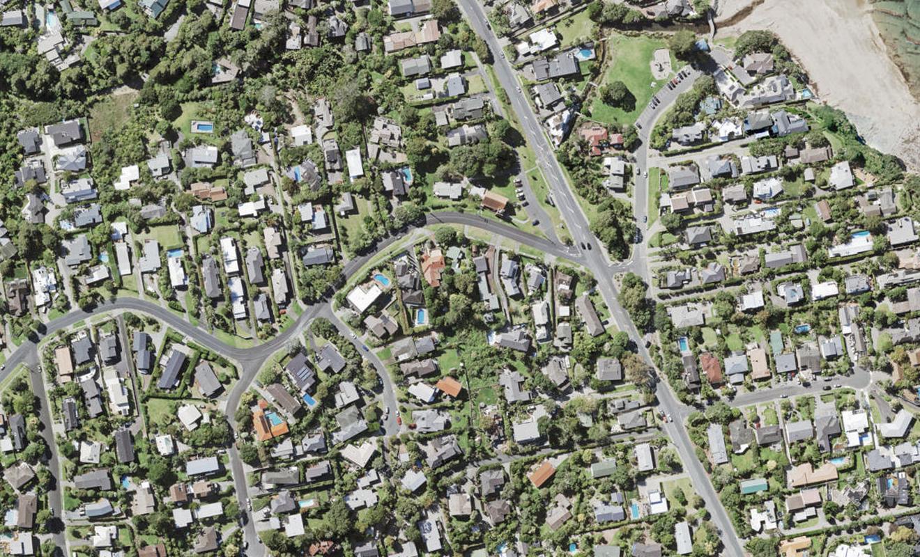3/8 Park Rise, Campbells Bay, Auckland - Carousel 1