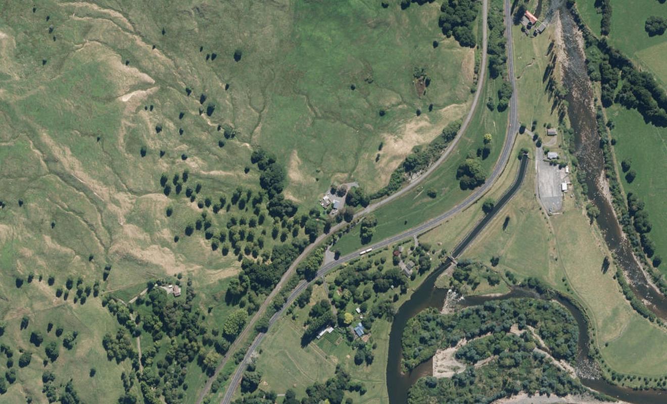 1030 State Highway 4, Manunui, Taumarunui - Carousel 1