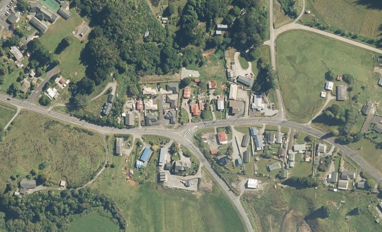 1 Lake Kaniere Road, Kaniere, Hokitika - Carousel 1