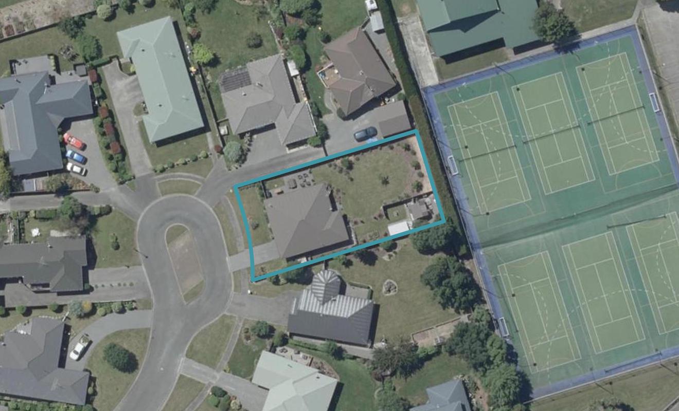 10 Oldham Place, Darfield, Darfield - Carousel 1