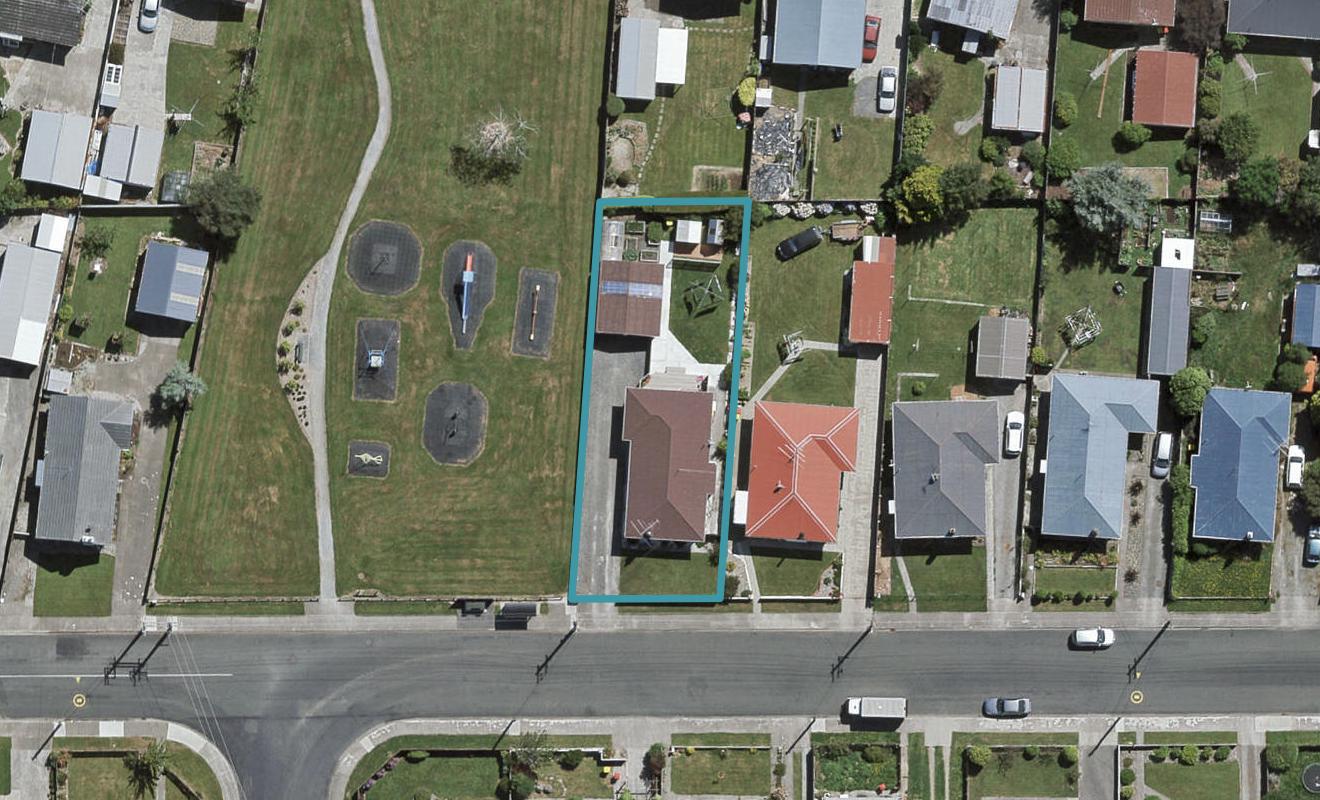 137 Edinburgh Crescent, Waikiwi, Invercargill - Carousel 1