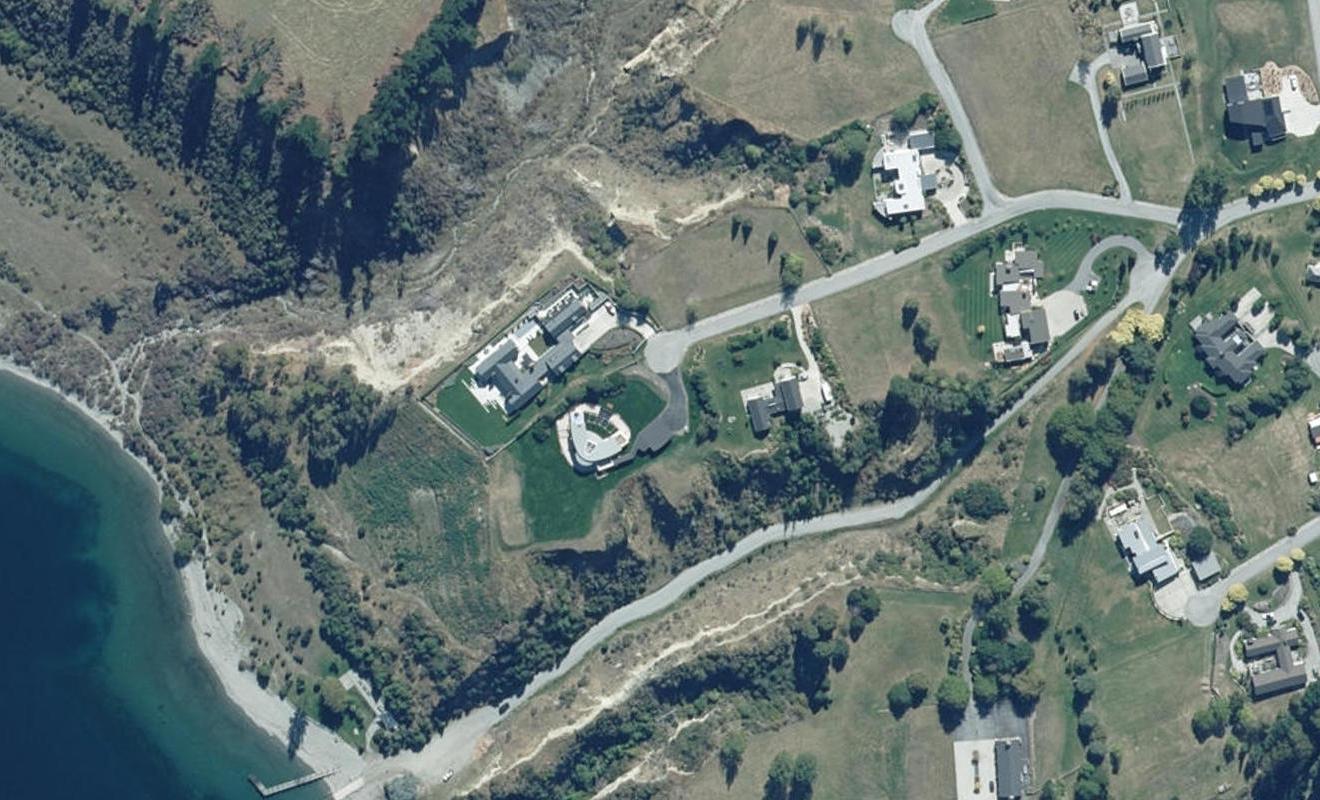 7 Bluff View Terrace, Drift Bay, Queenstown - Carousel 1