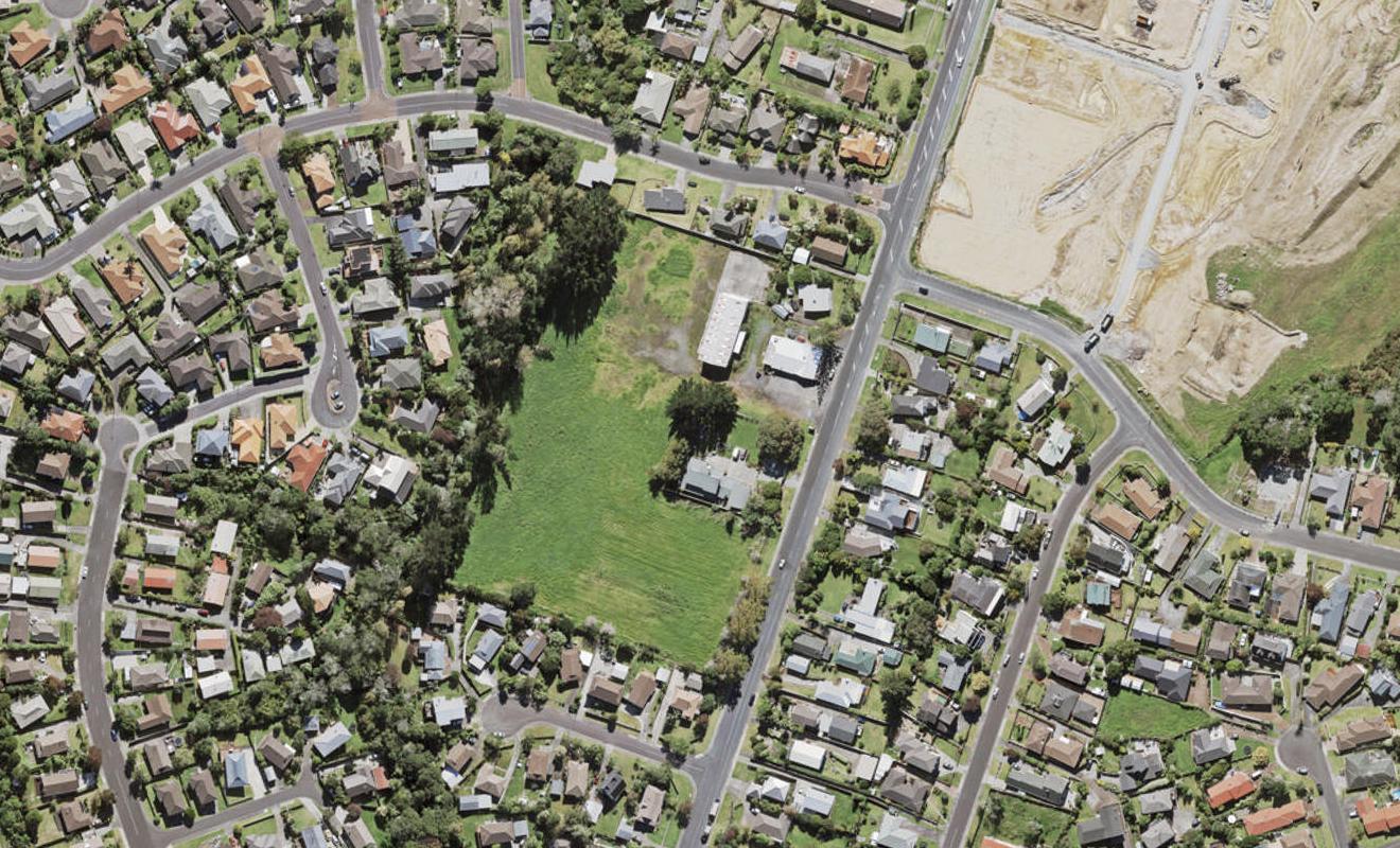 11/48 Moire Road, Massey, Auckland - Carousel 1