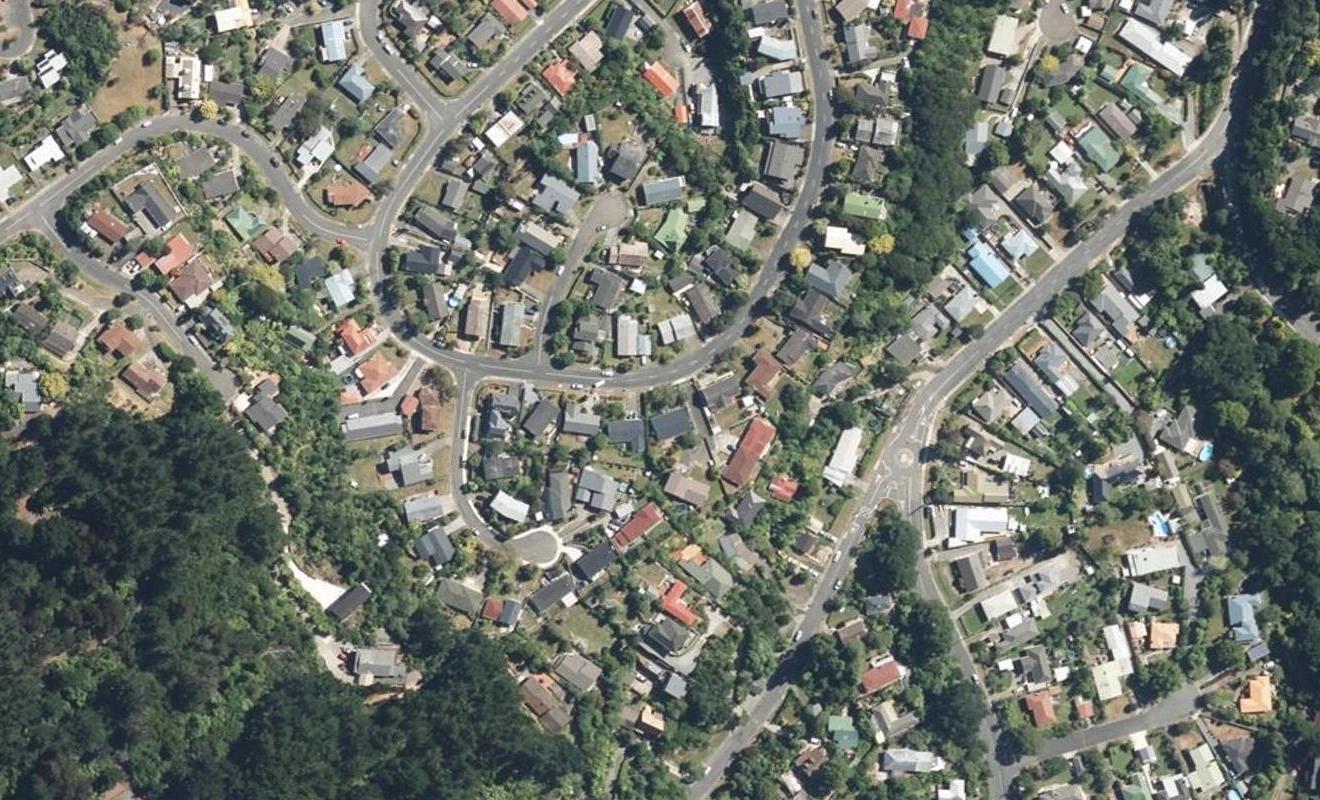 61 Sunbrae Drive, Silverstream, Upper Hutt - Carousel 1