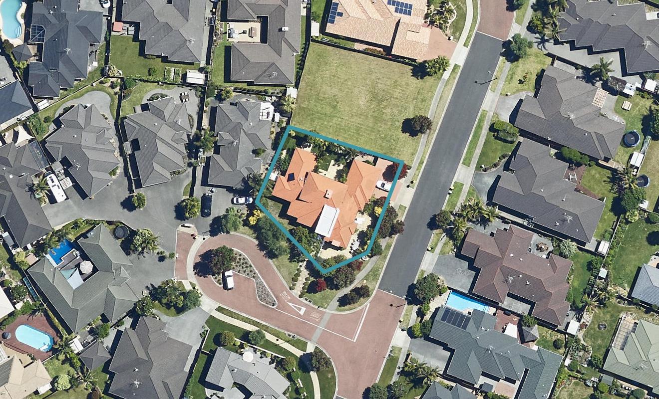 2 Piritaka Mews, Papamoa Beach, Papamoa - Carousel 1