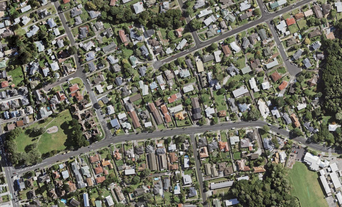 32B Grande Vue Road, Hillpark, Auckland - Carousel 1