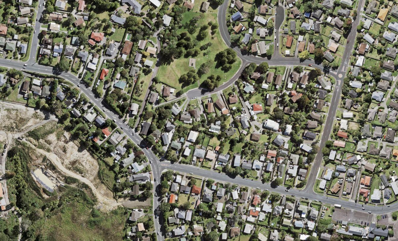 24C Zingaro Place, Massey, Auckland - Carousel 1