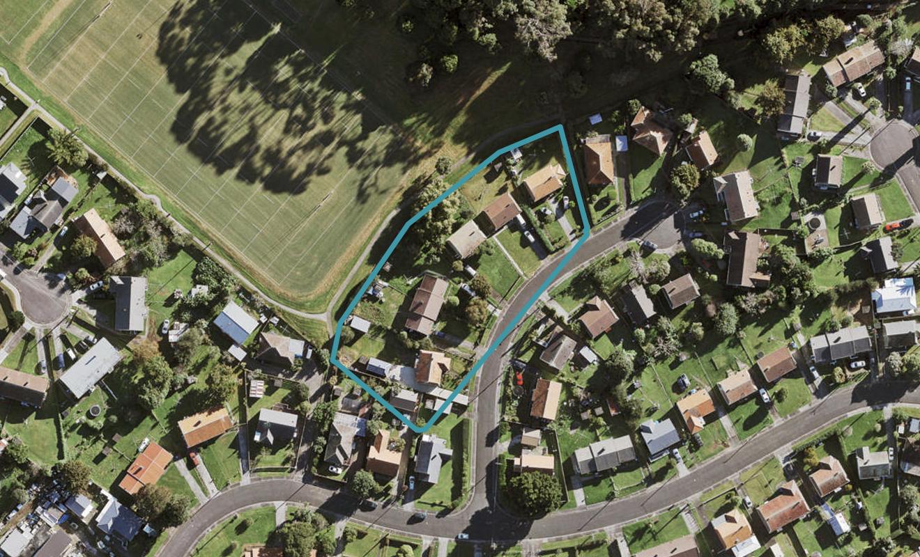 4/4G Alamein Terrace, Mount Albert, Auckland - Carousel 1