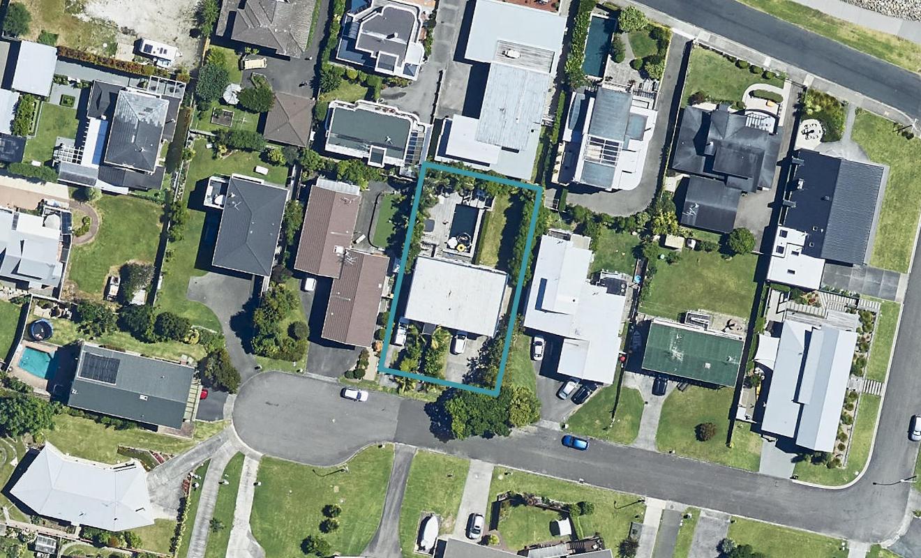 12 Seaway Terrace, Otumoetai, Tauranga - Carousel 1