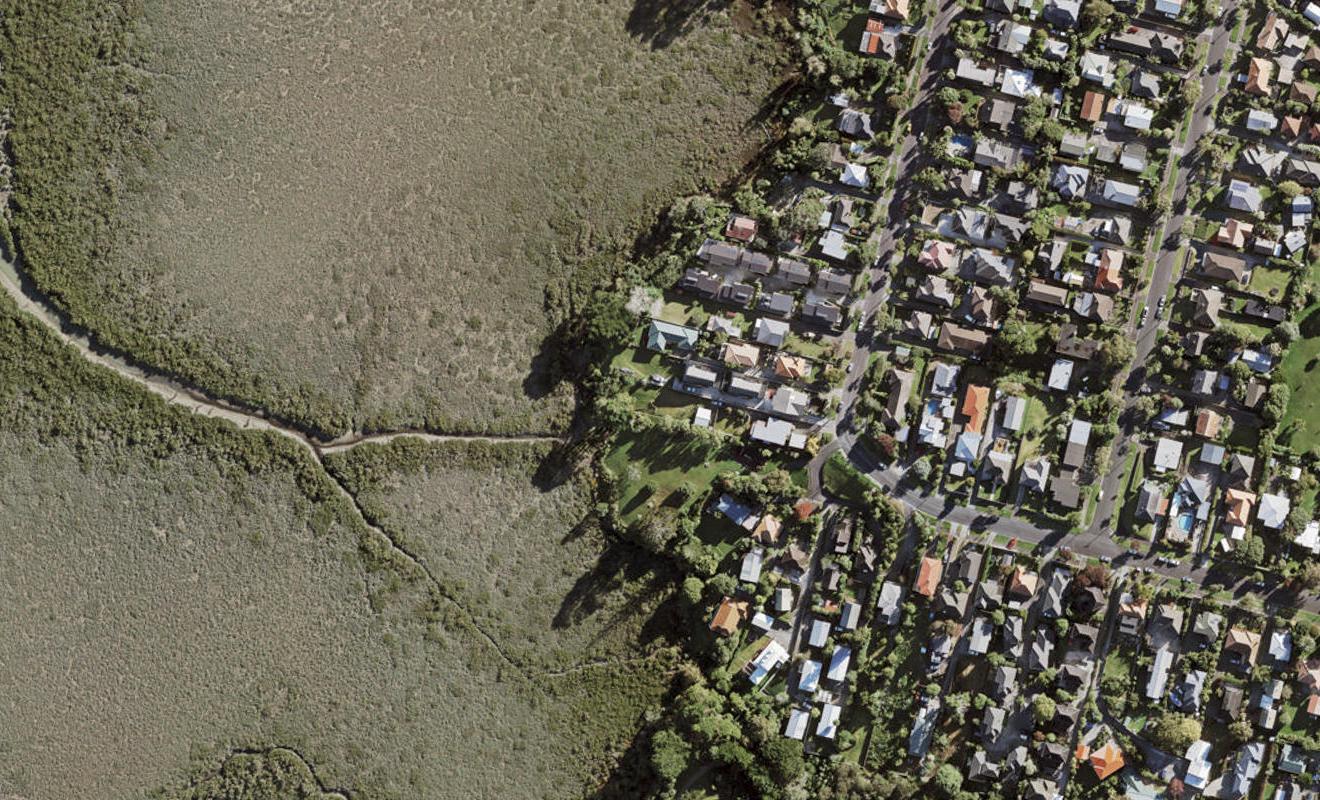 8/41 Seaside Avenue, Waterview, Auckland - Carousel 1