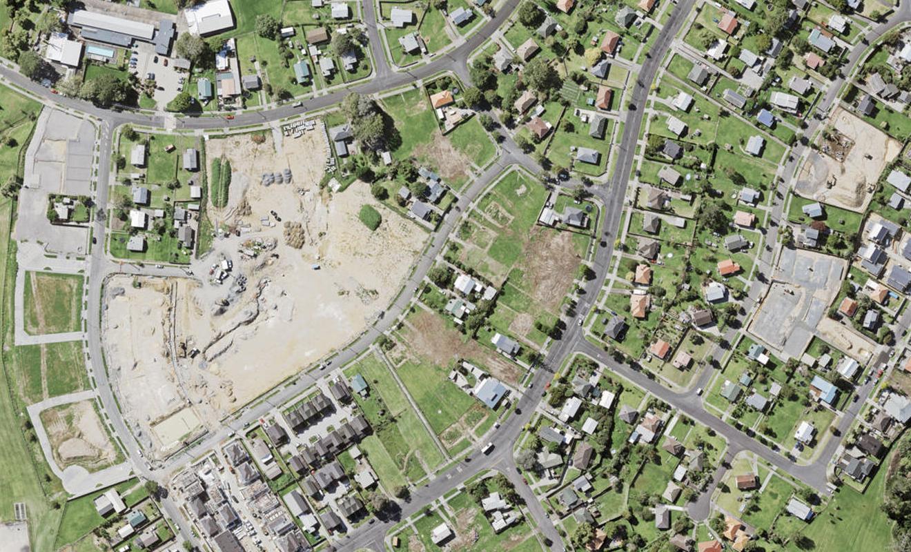 27B Sunnymead Road, Glen Innes, Auckland - Carousel 1