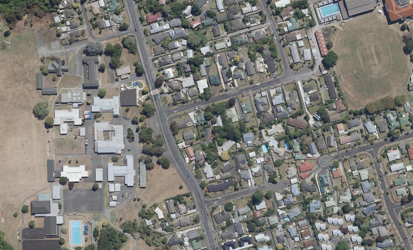 4 Ngaere Avenue, Chartwell, Hamilton - Carousel 1