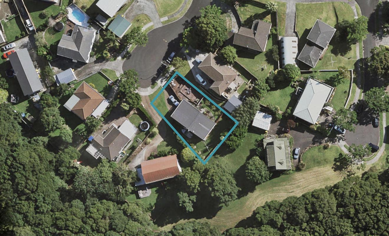 6 Caley Court, Totara Heights, Auckland - Carousel 1