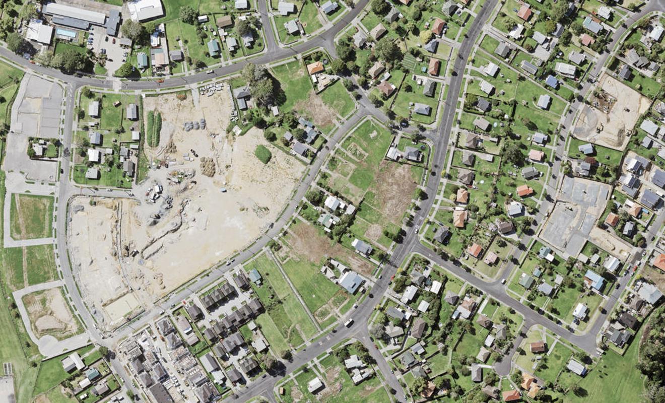 27C Sunnymead Road, Glen Innes, Auckland - Carousel 1