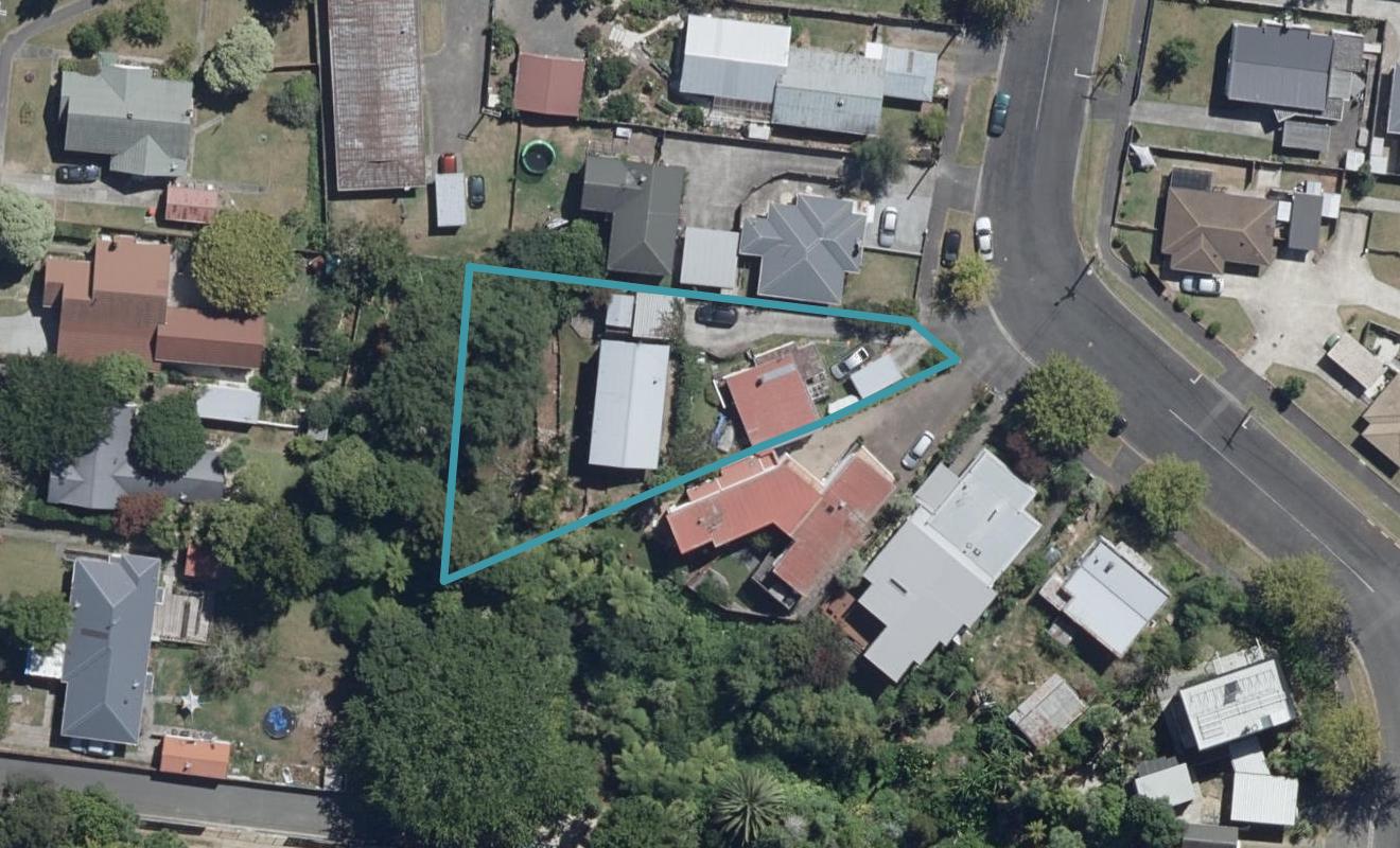 8A Park Terrace, Hamilton Central, Hamilton - Carousel 1