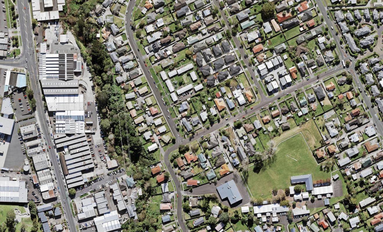 29B Busby Street, Blockhouse Bay, Auckland - Carousel 1