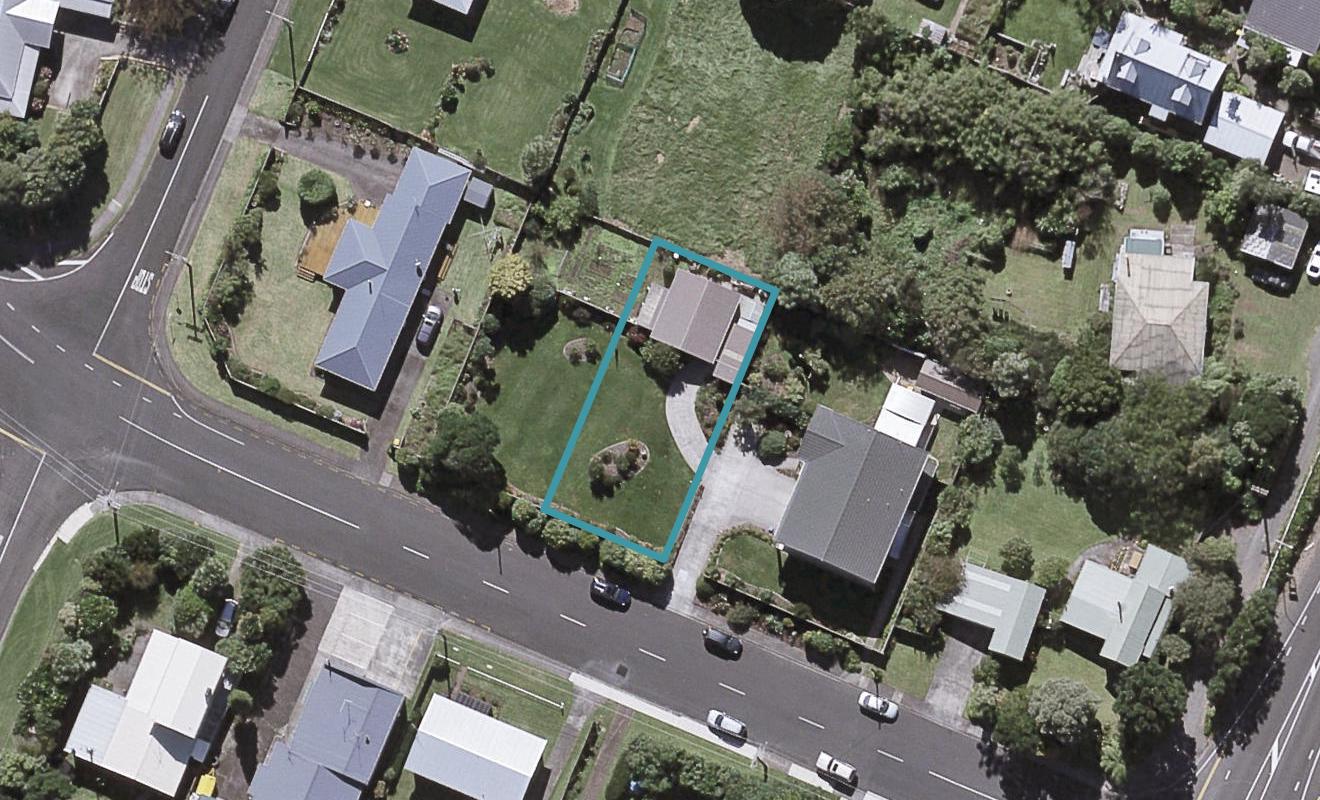 57 Dixon Street, Oakura, Oakura - Carousel 1