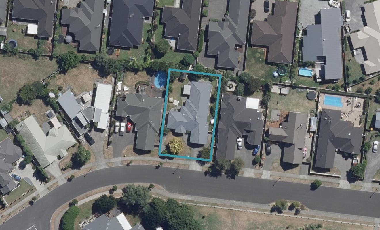 27 Edenpark Drive, Rototuna North, Hamilton - Carousel 1