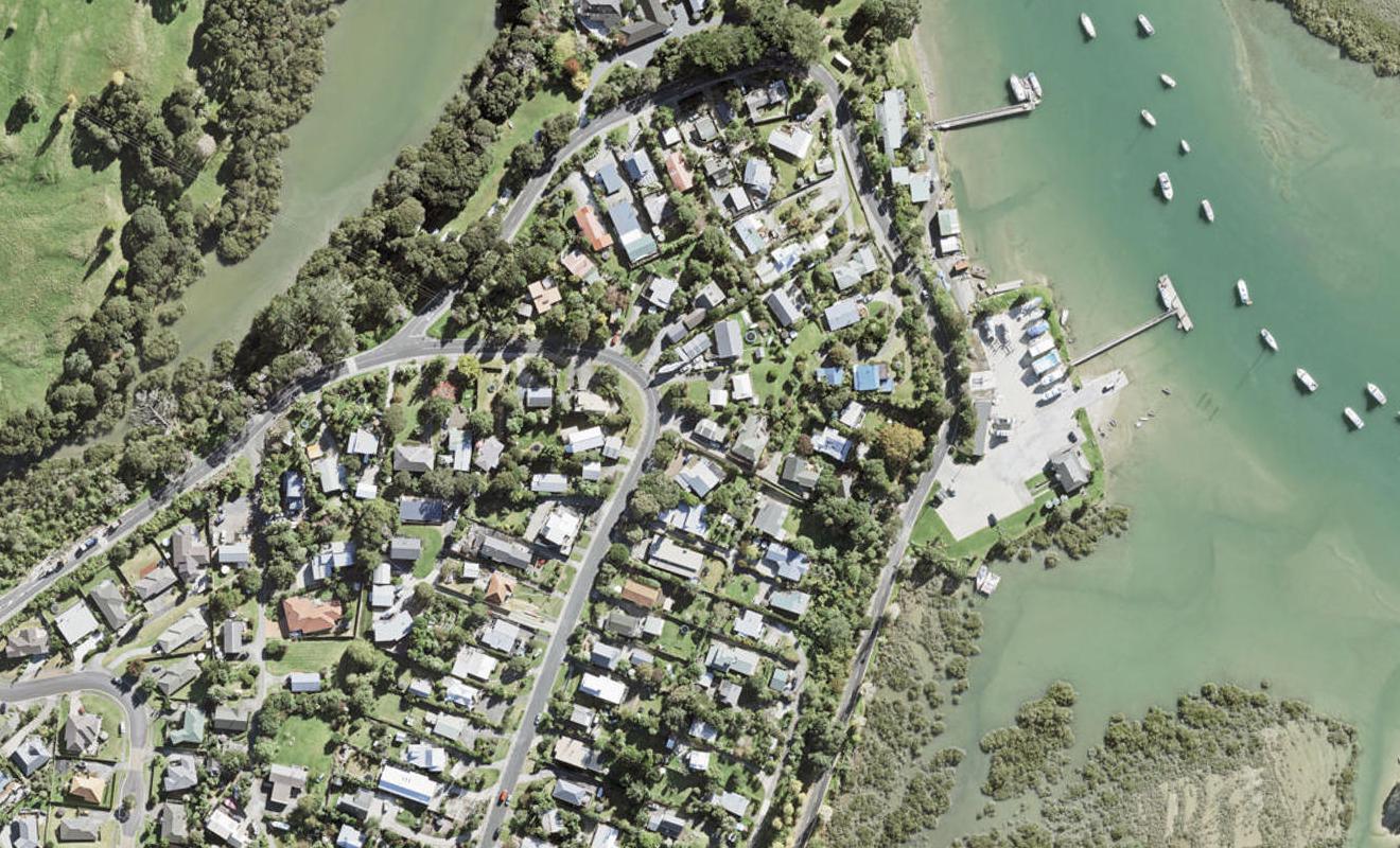 10 Stillwater Crescent, Stillwater, Silverdale - Carousel 1