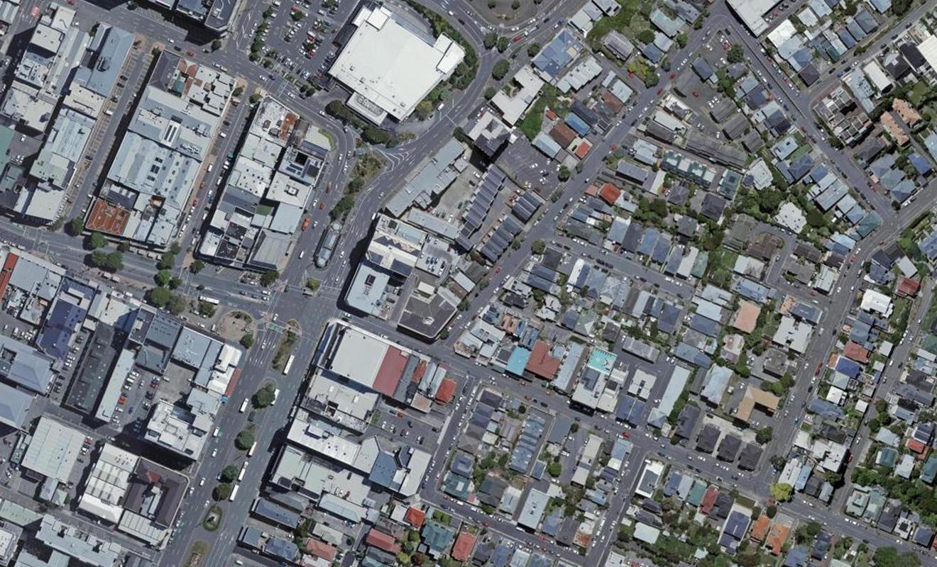9 Roxburgh Street, Mount Victoria, Wellington - Carousel 1
