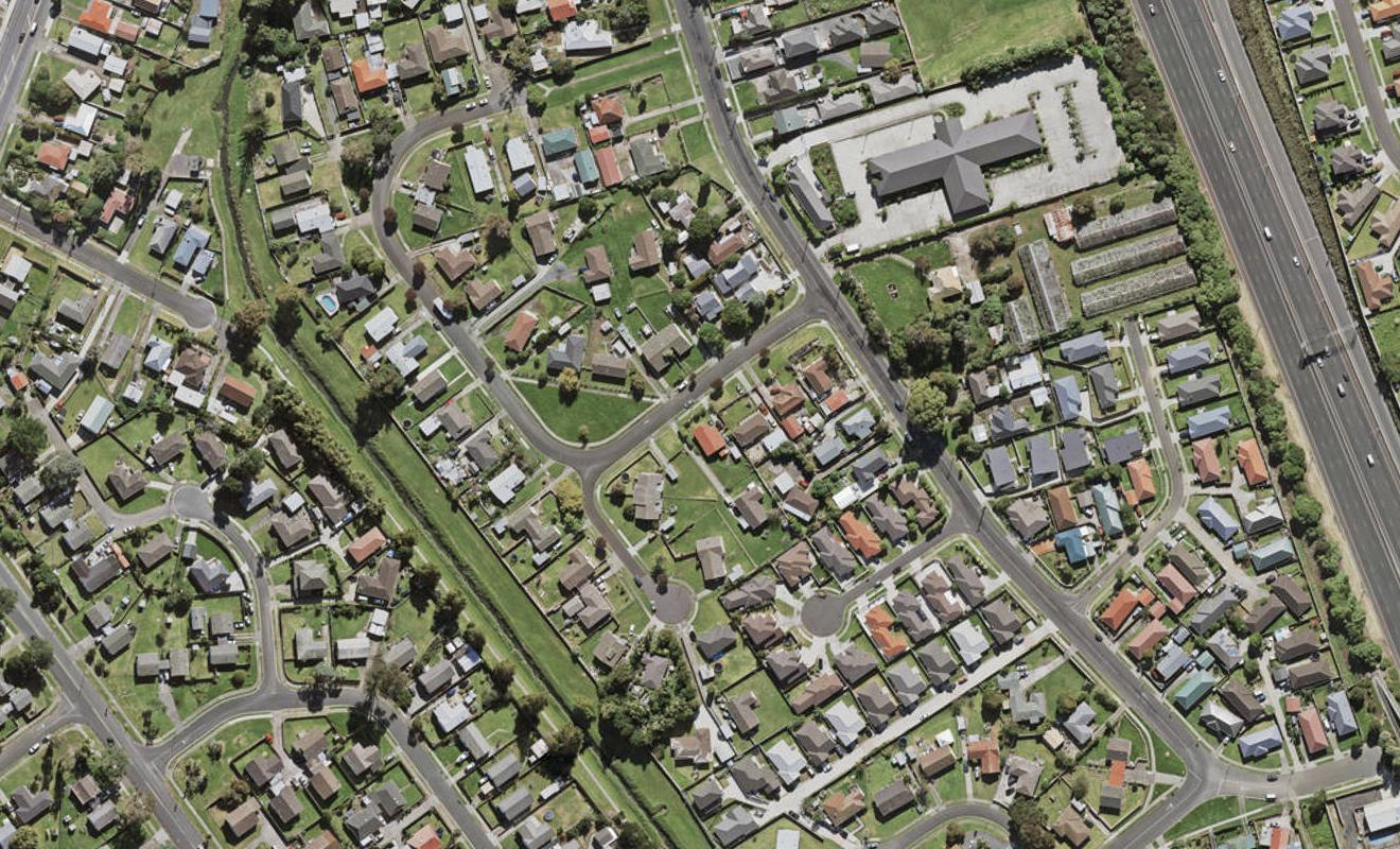 6/8 Molesworth Place, Mangere, Auckland - Carousel 1