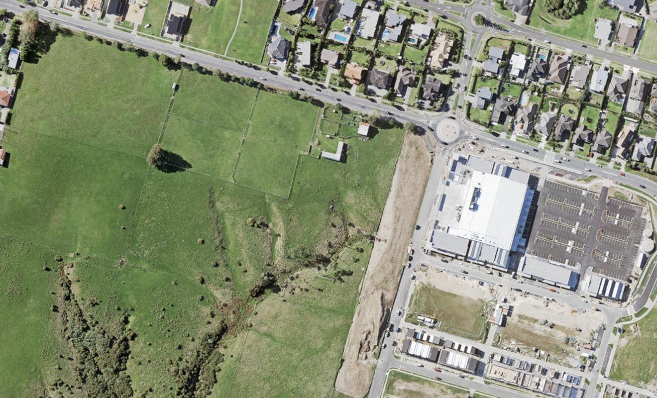 40 Kouka Road, Beachlands, Auckland - Carousel 1