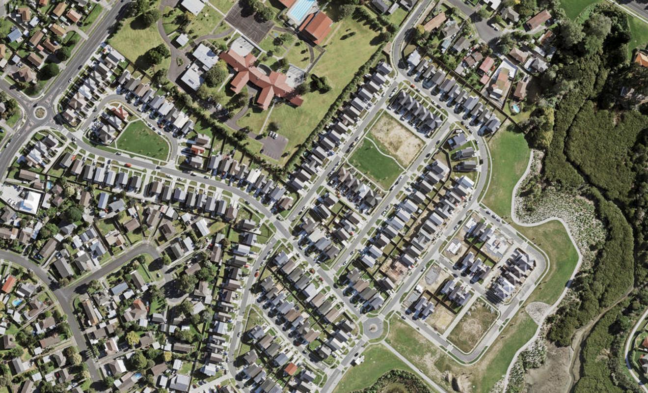 5 Taiaapure Street, Weymouth, Auckland - Carousel 1