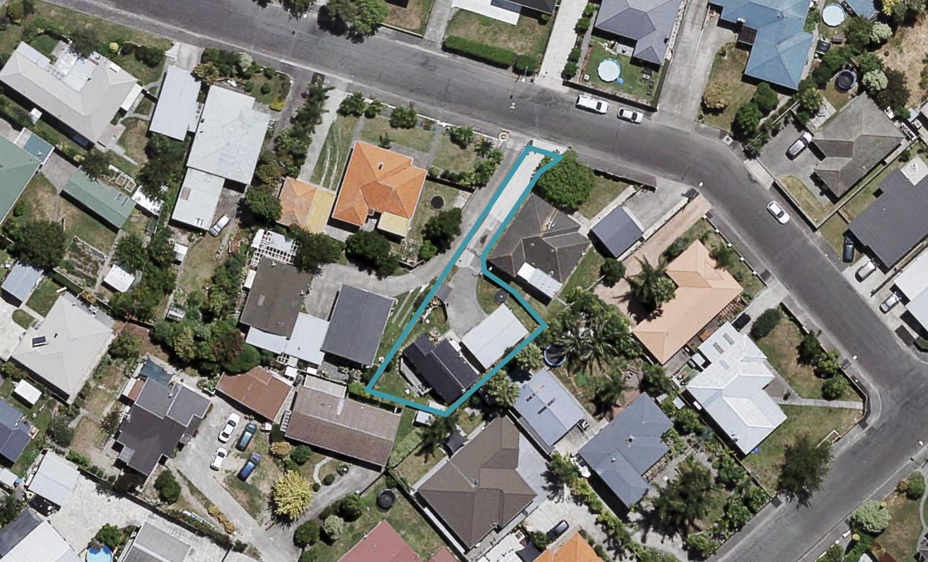 2B Cassino Crescent, Onekawa, Napier - Carousel 1