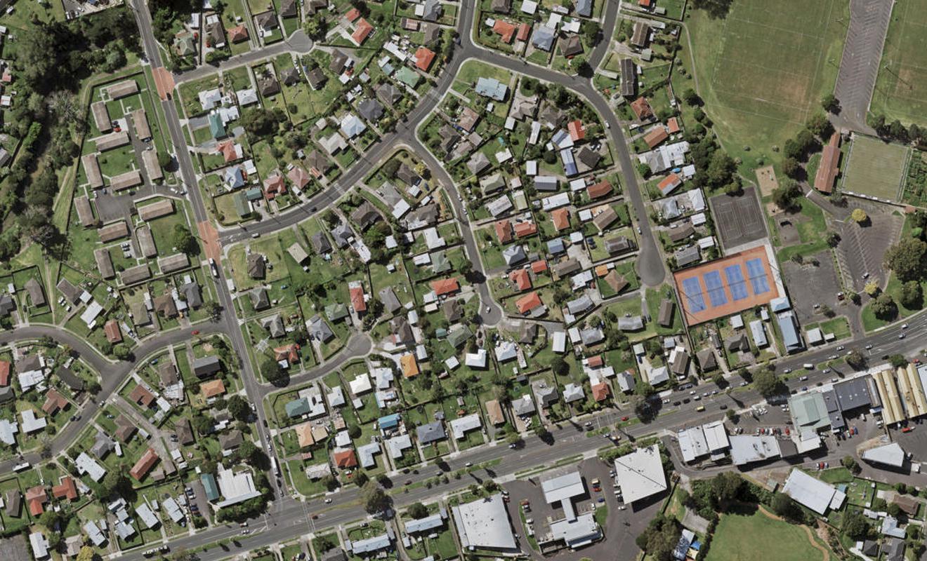 9B Doughty Place, Otara, Auckland - Carousel 1