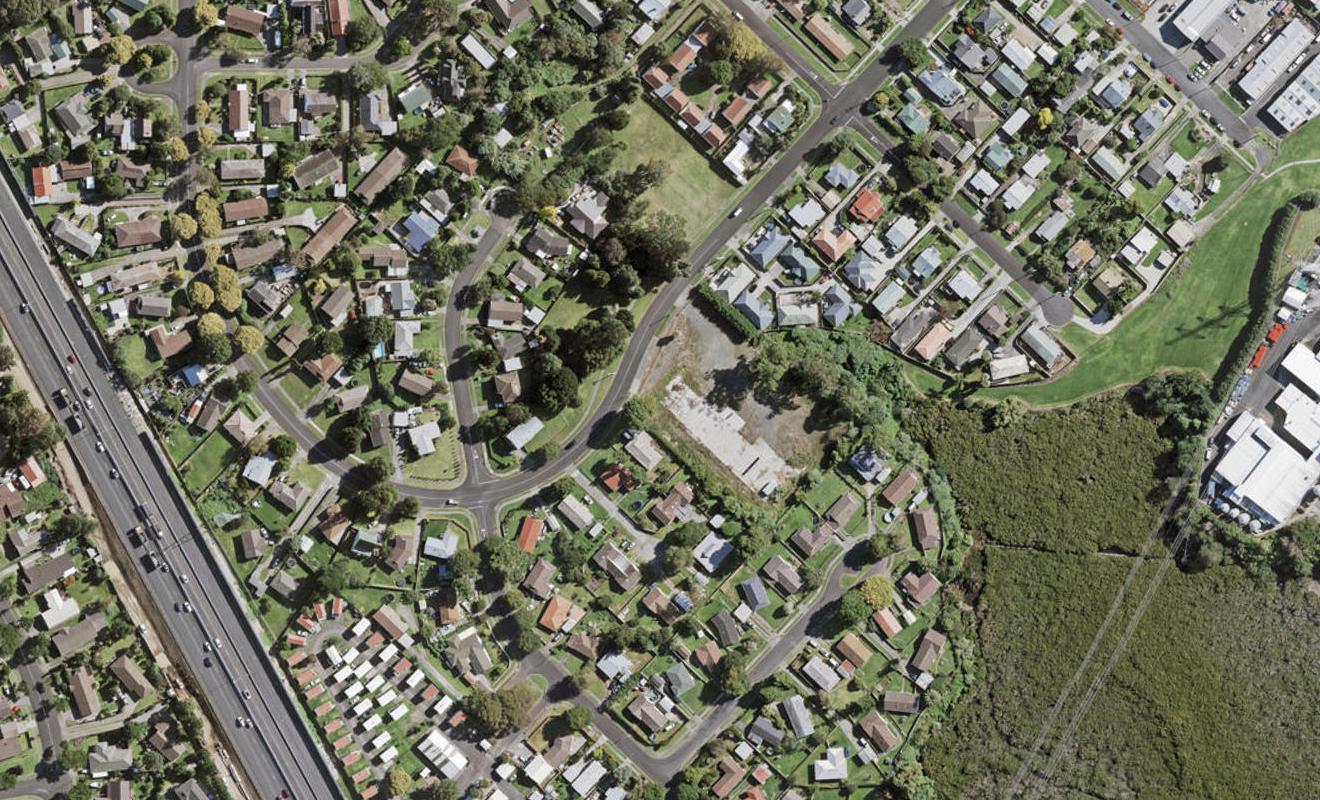 77C Kindergarten Drive, Conifer Grove, Takanini - Carousel 1