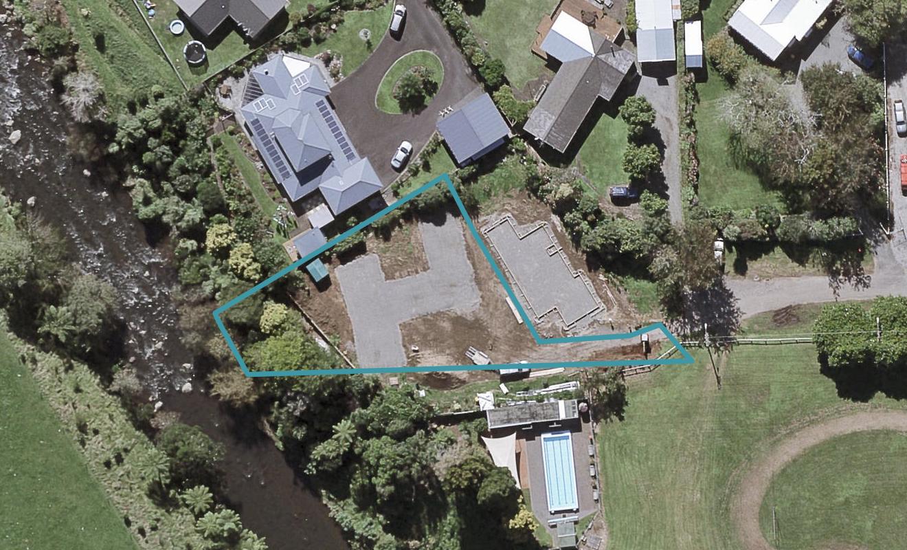 2A Whitcombe Street, Lepperton, New Plymouth - Carousel 1