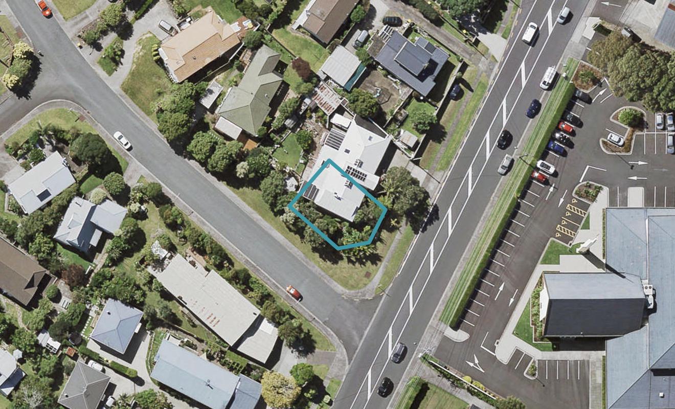 1A Altair Place, Windsor Park, Auckland - Carousel 1