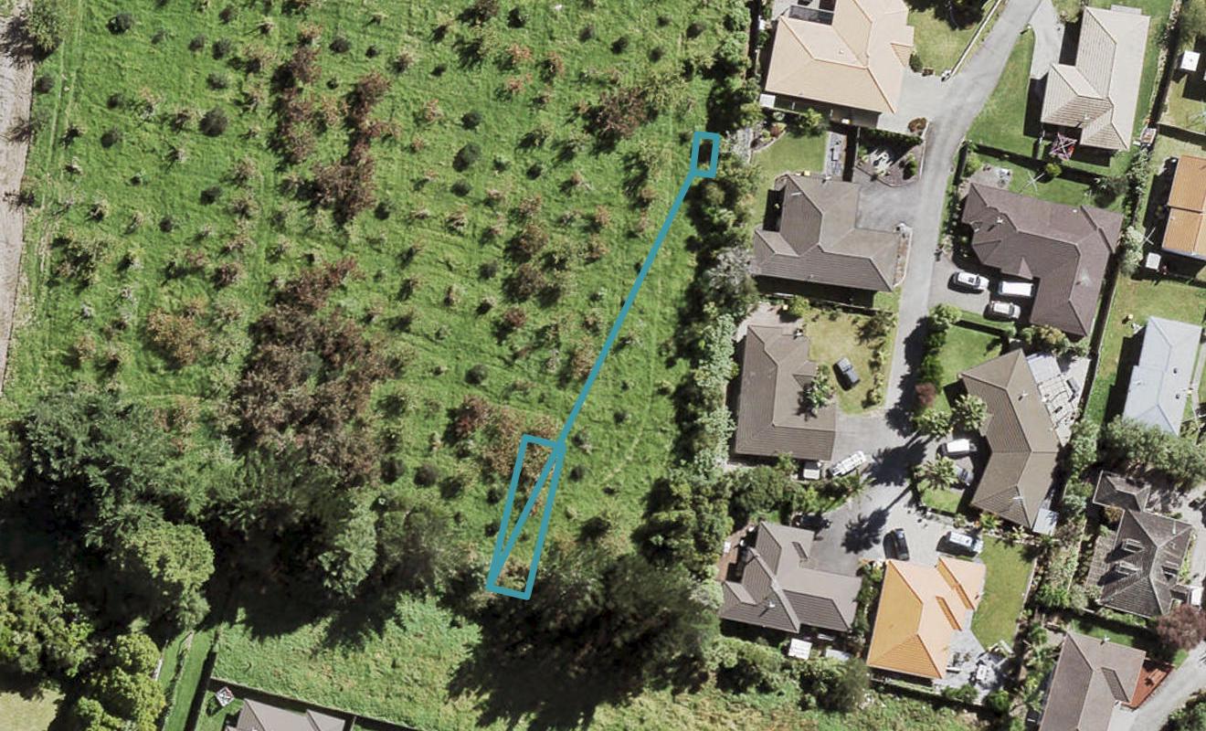 45 Selo Street, Glen Eden, Auckland - Carousel 1