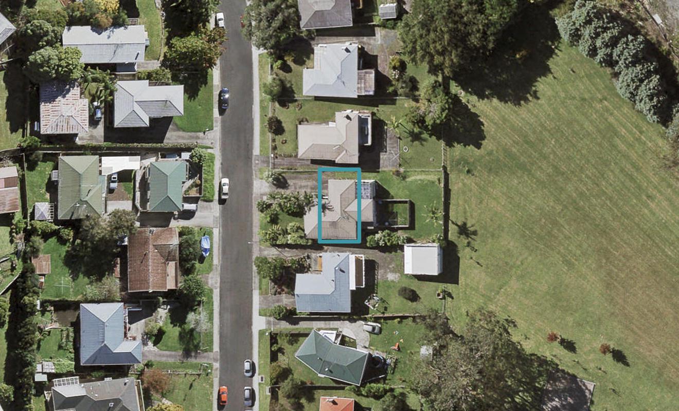 43B Bruce Road, Glenfield, Auckland - Carousel 1