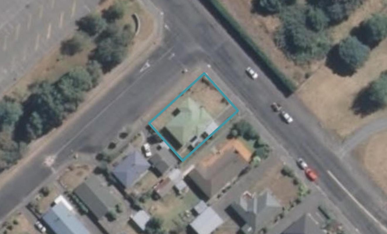 7 Racecourse Road, Allenton, Ashburton - Carousel 1