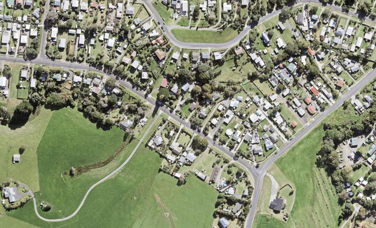 19 Bays Road, Orere Point - Carousel 1