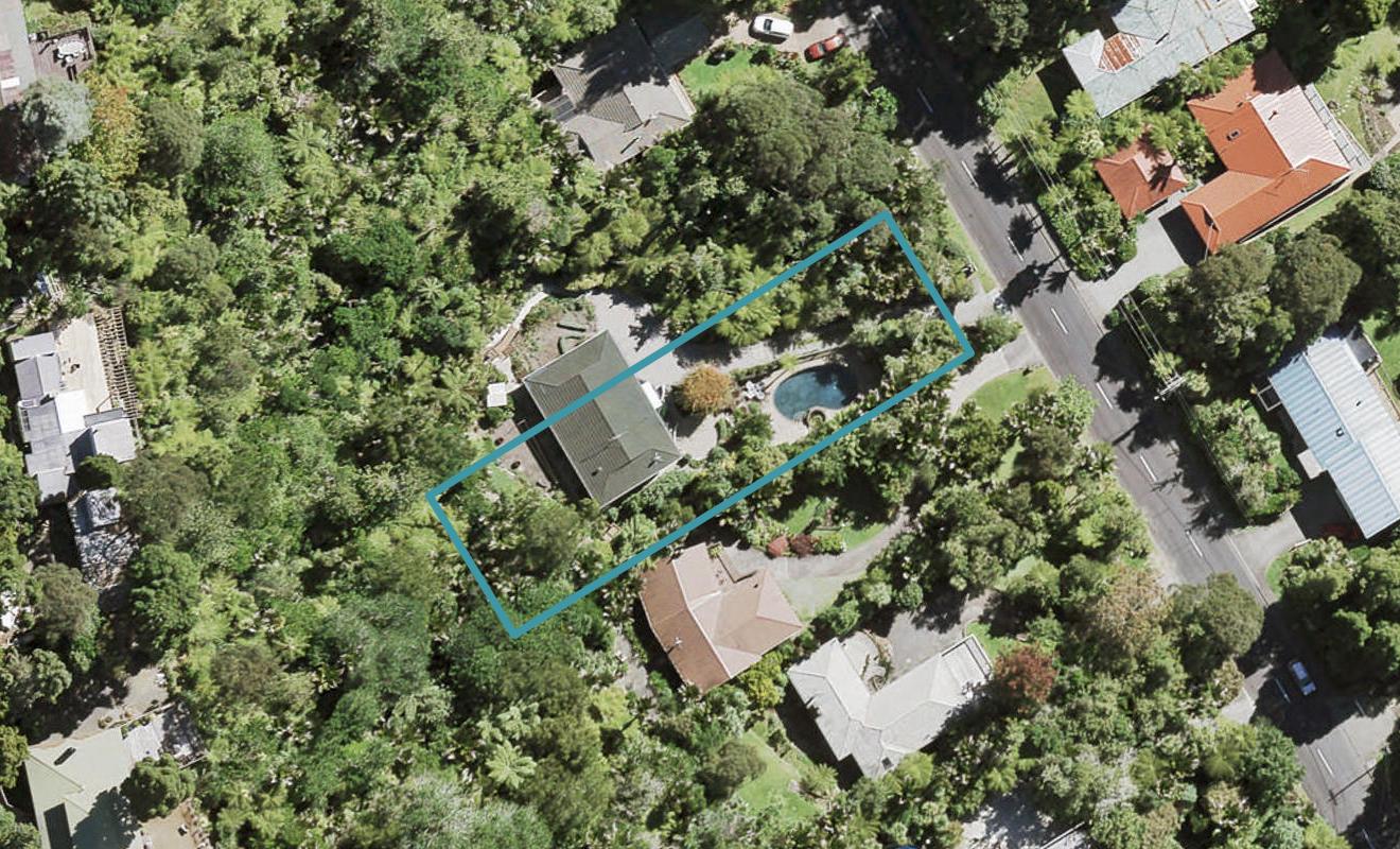 220 Konini Road, Titirangi, Auckland - Carousel 1