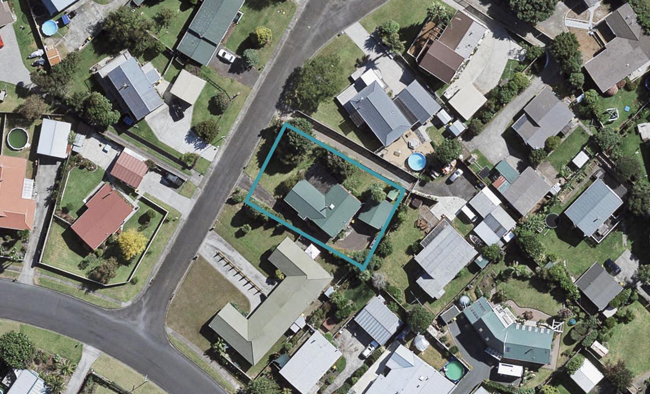 18 Litchfield Place, Clarks Beach, Clarks Beach - Carousel 1