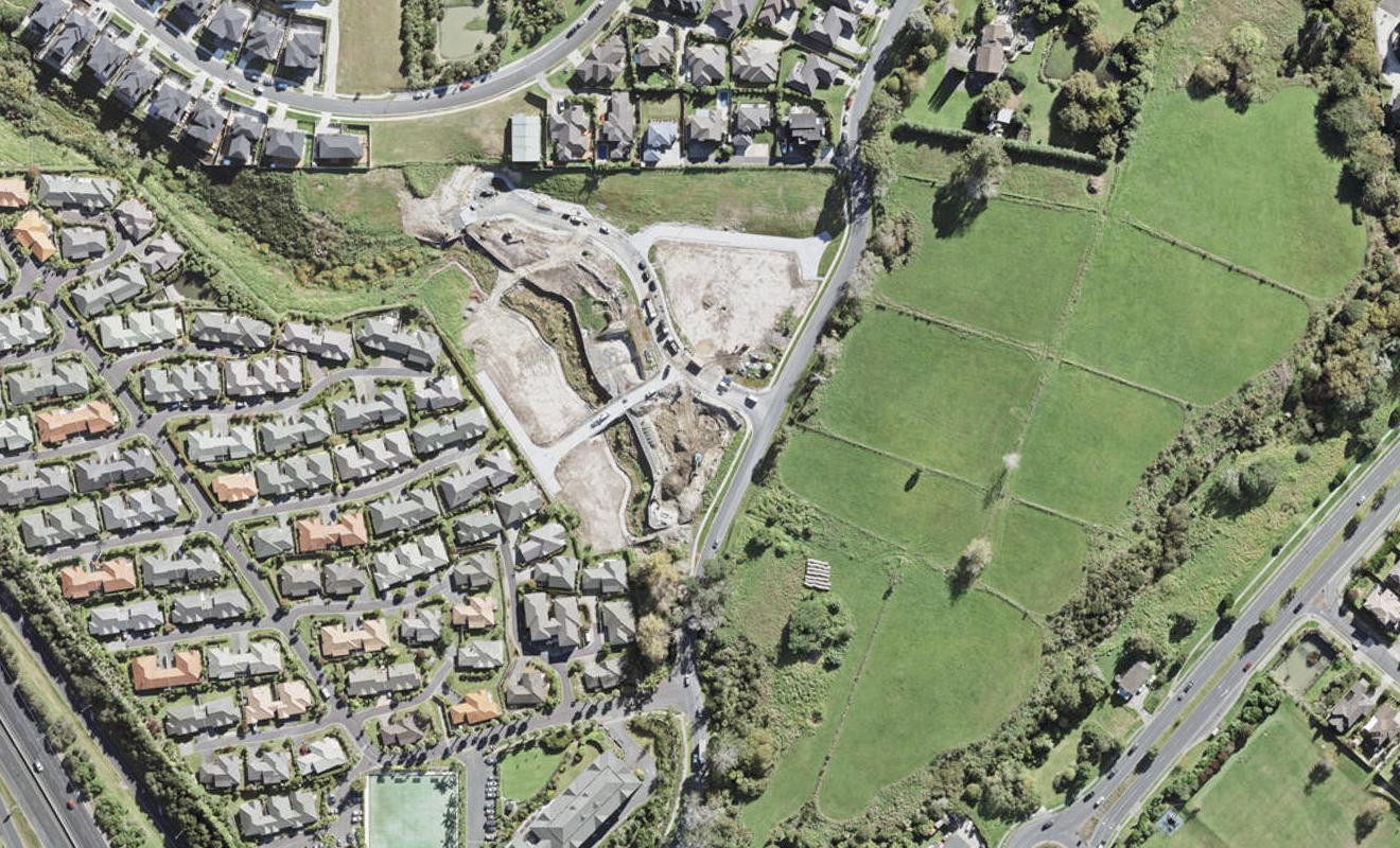 4/39 Fairview Avenue, Fairview Heights, Auckland - Carousel 1
