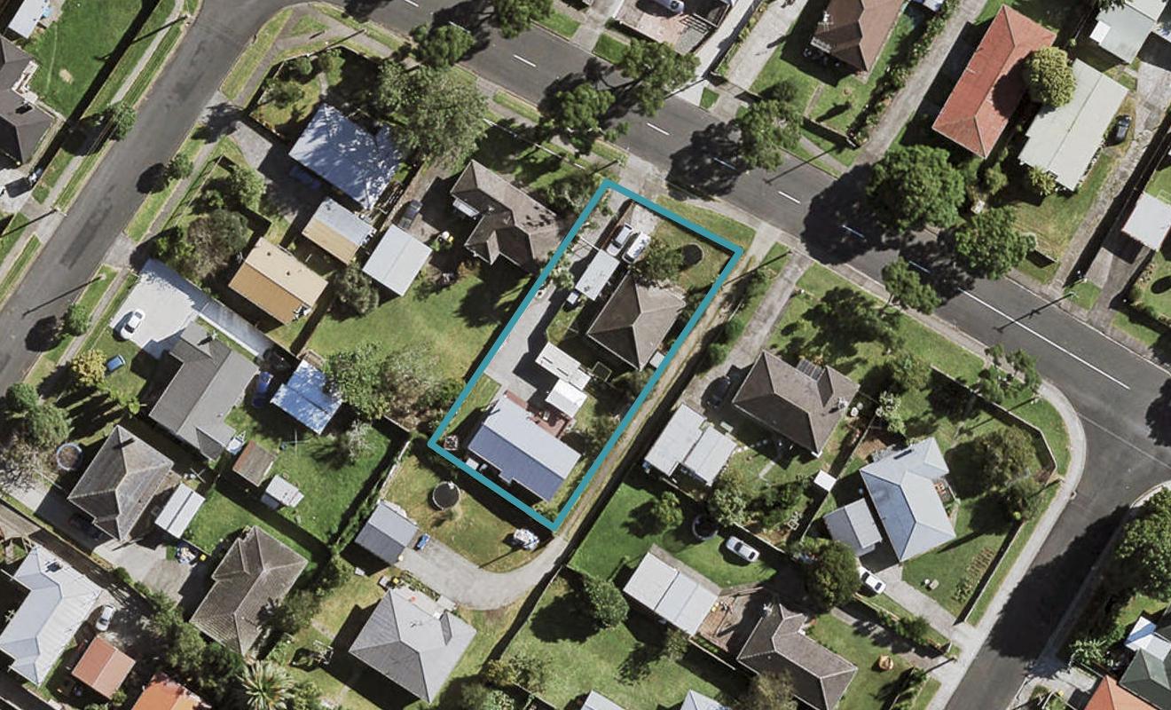 1/81 GLOUCESTER RD, Manurewa, Auckland - Carousel 1