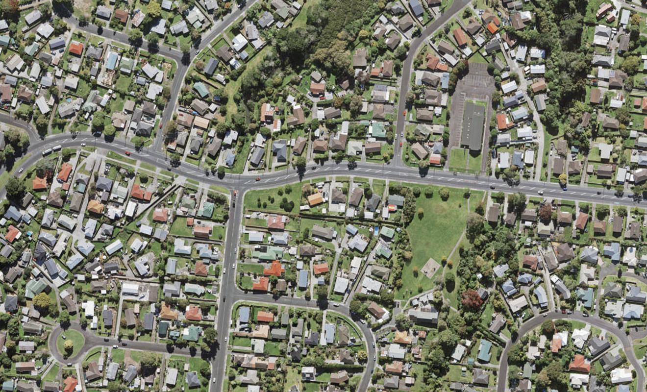 6/125 Universal Drive, Henderson, Auckland - Carousel 1