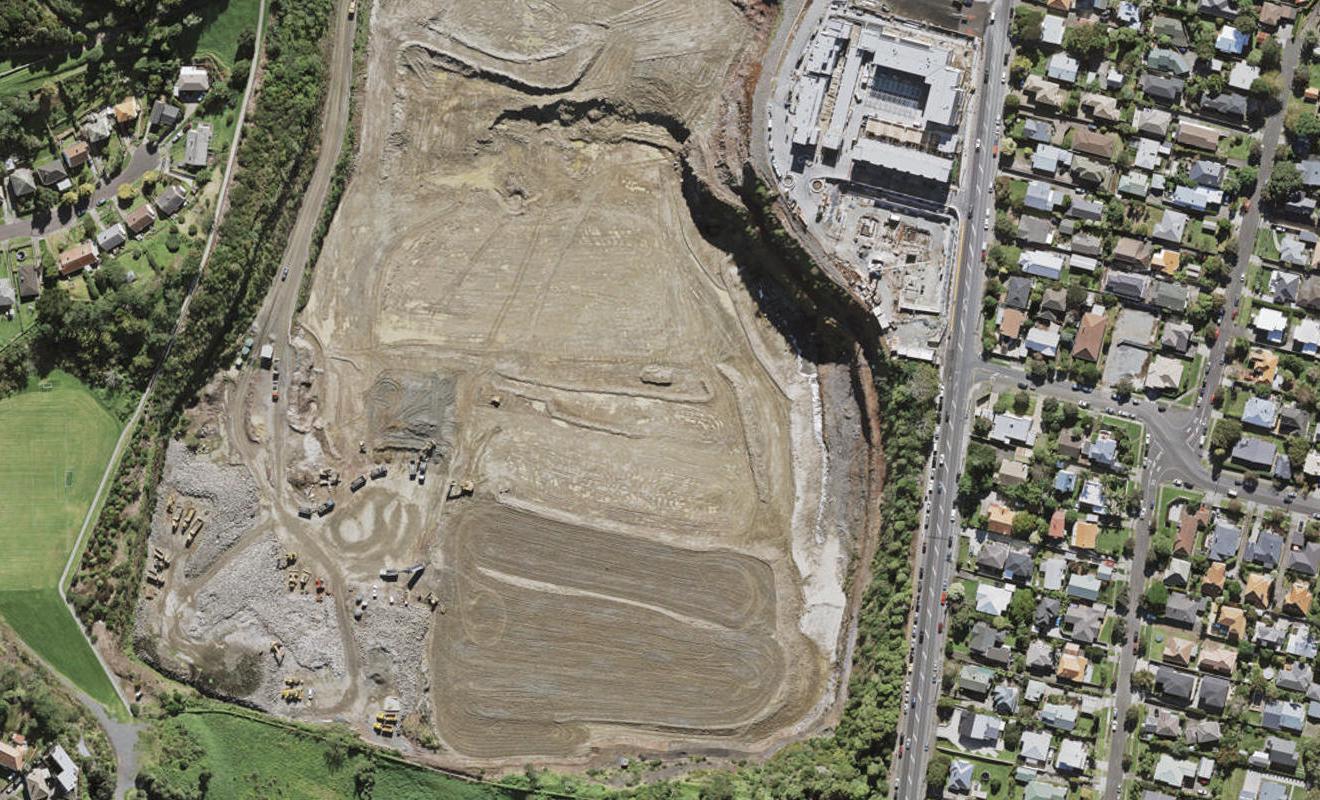 8 Te Toka A Whenua Avenue, Three Kings, Auckland - Carousel 1