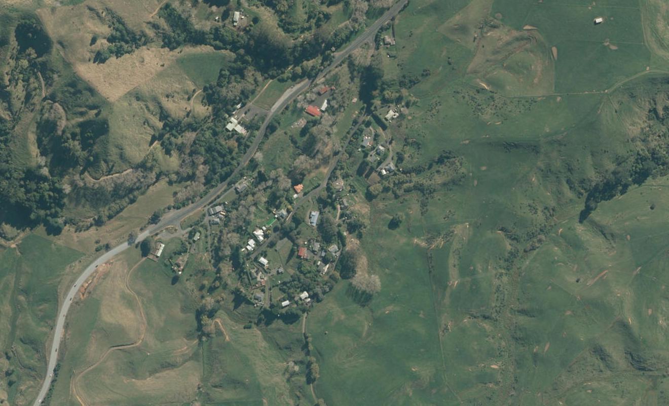 33A Glentui Lane, Whatawhata, Hamilton - Carousel 1