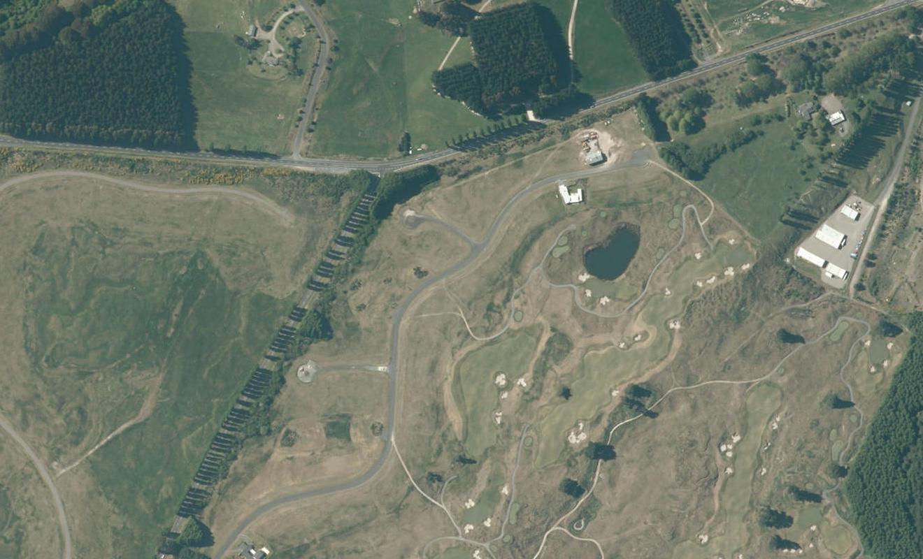 32 The Fairways, Kinloch, Taupo - Carousel 1